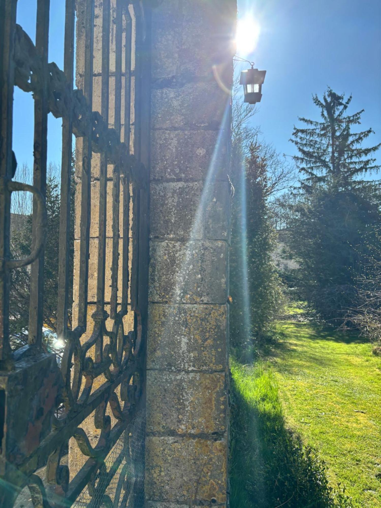 Chateau La Hussardiere Dampierre-sur-Salon Zewnętrze zdjęcie